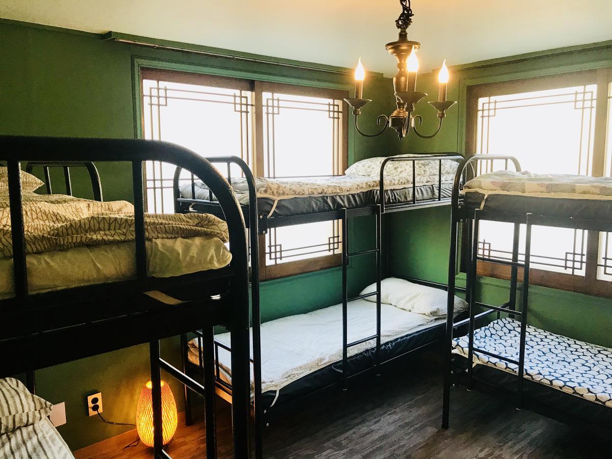 Avocado Guesthouse Сеул Екстериор снимка